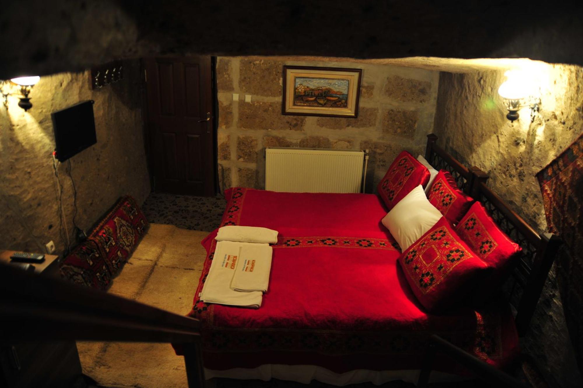 Osmanoglu Hotel Guzelyurt ภายนอก รูปภาพ