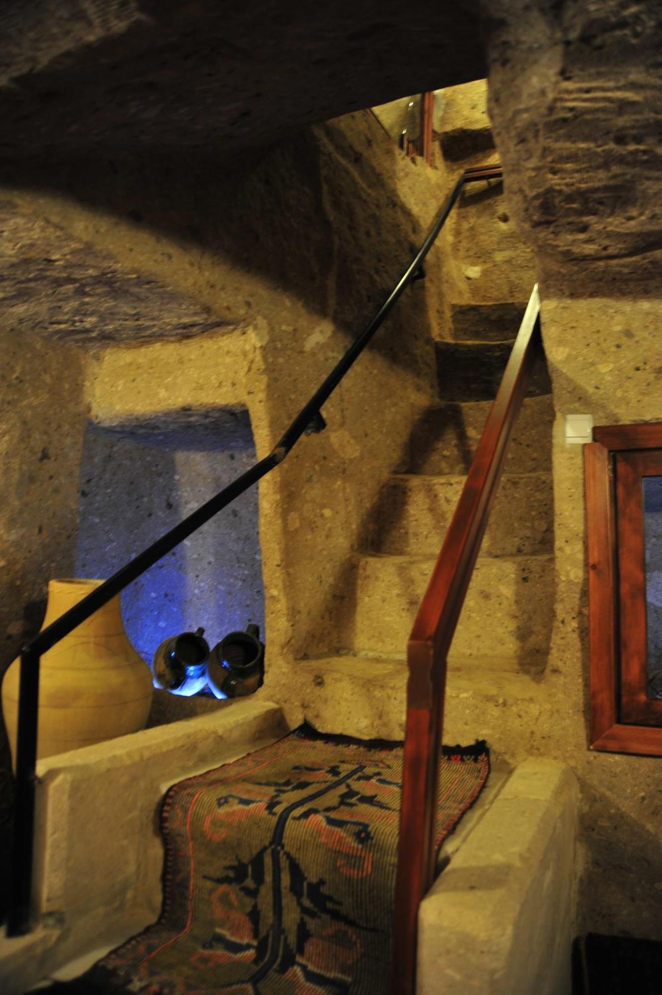 Osmanoglu Hotel Guzelyurt ภายนอก รูปภาพ