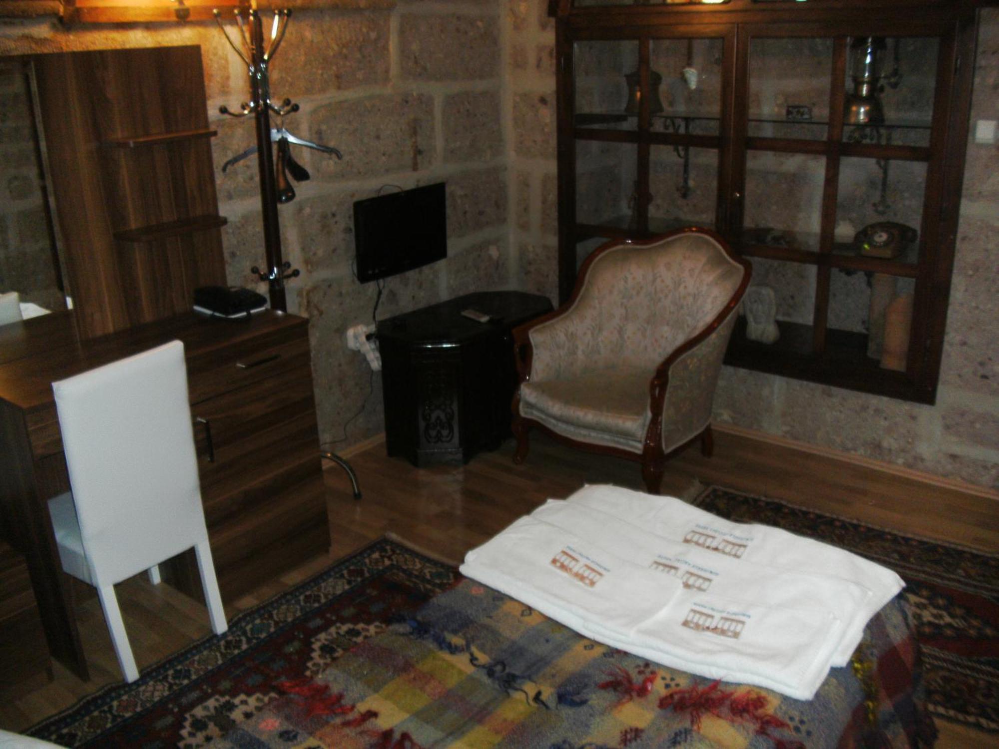 Osmanoglu Hotel Guzelyurt ภายนอก รูปภาพ