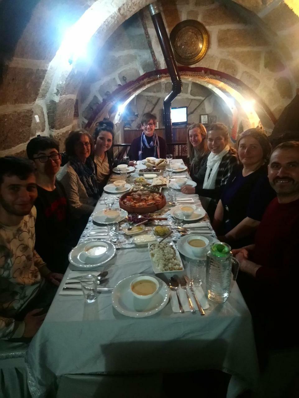 Osmanoglu Hotel Guzelyurt ภายนอก รูปภาพ